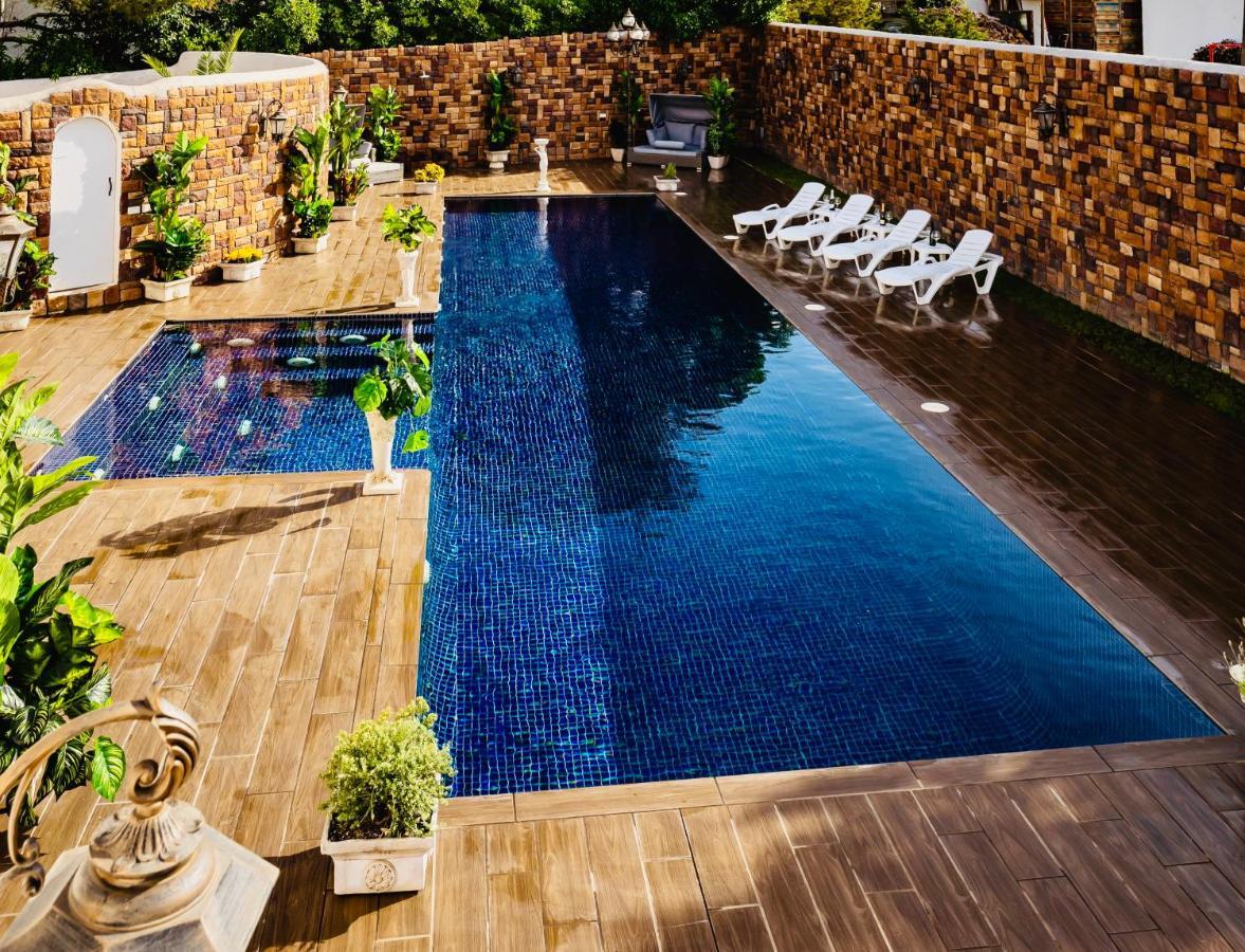 Ocean Suites San Antonio  Exteriér fotografie